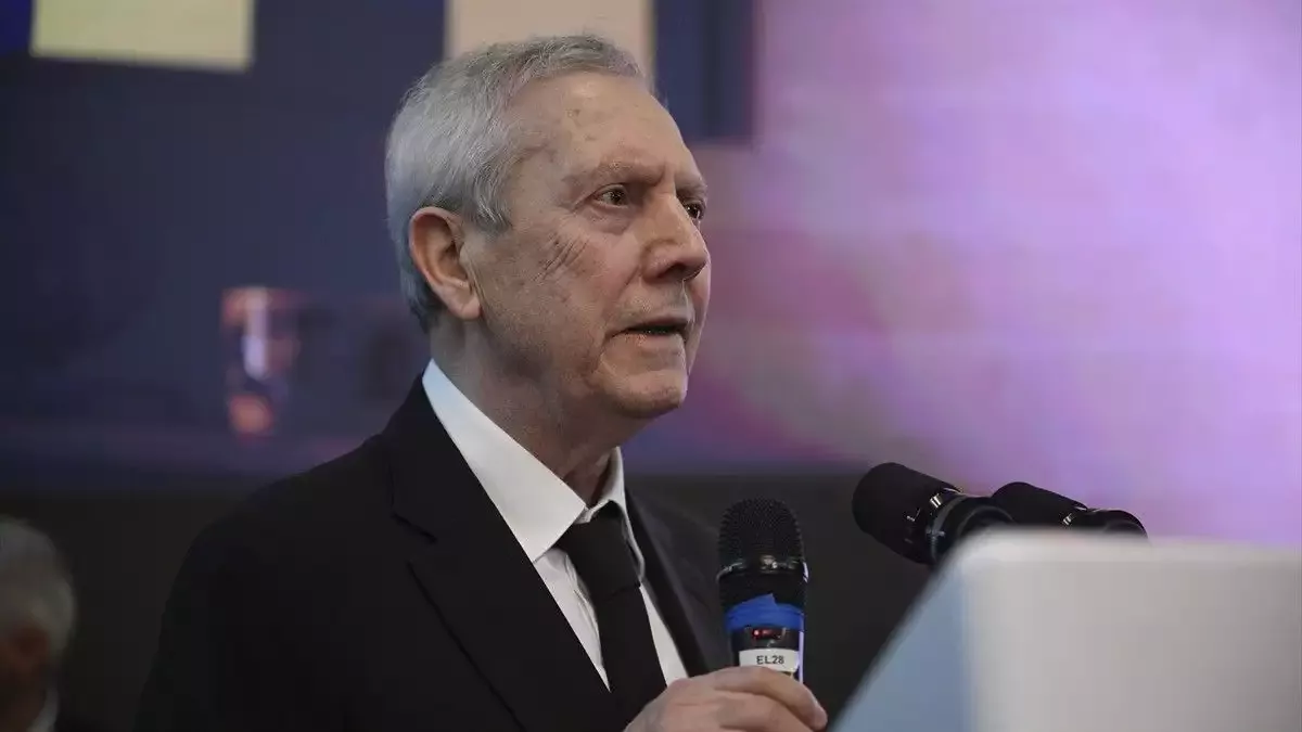 Aziz Yıldırım: "İstediğimiz her oyuncuyu alırız"