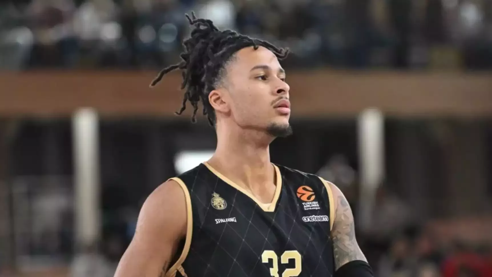 Anadolu Efes Matthew Strazel ile 2+1 yıllık sözleşme imzaladı