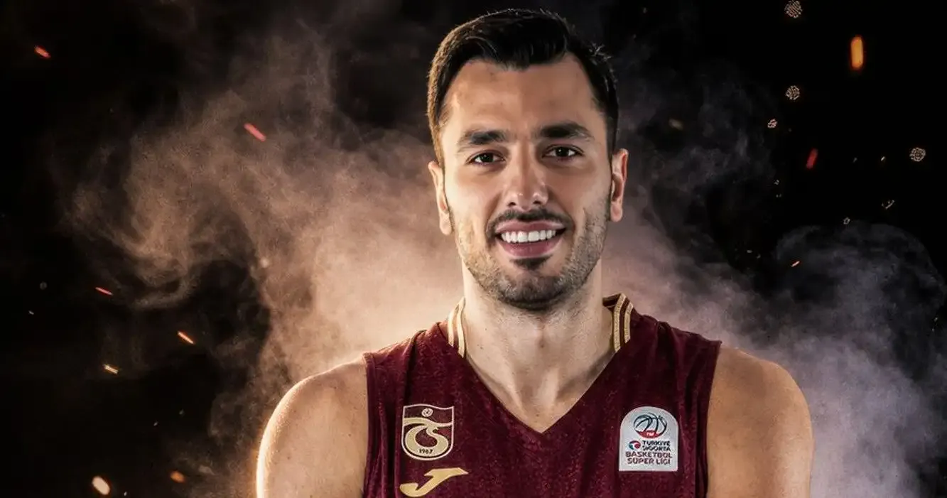 Trabzonspor Basketbol, Ege Arar'ın sözleşmesini uzattı