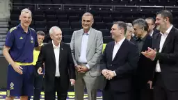 Aziz Yıldırım, Fenerbahçe Beko'yu ziyaret etti