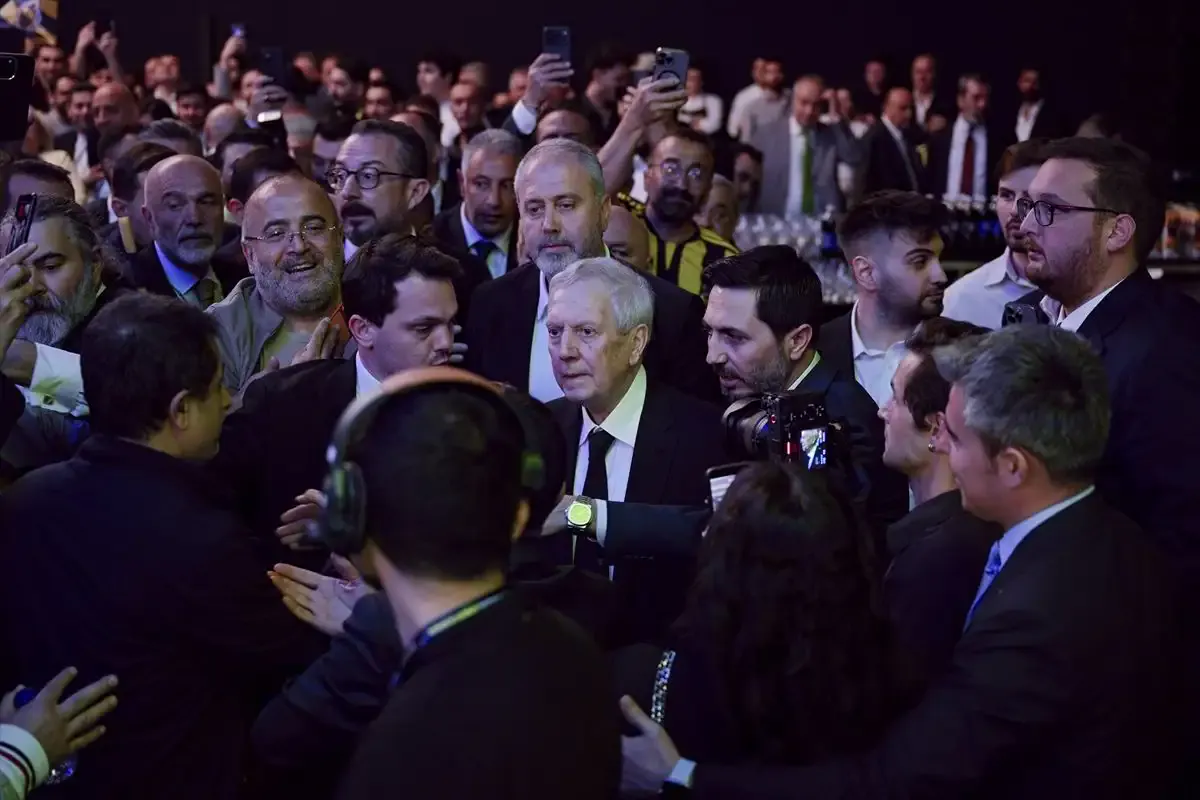 Aziz Yıldırım