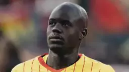 Fransız stoperin menajeri Fenerbahçe için İstanbul'da!