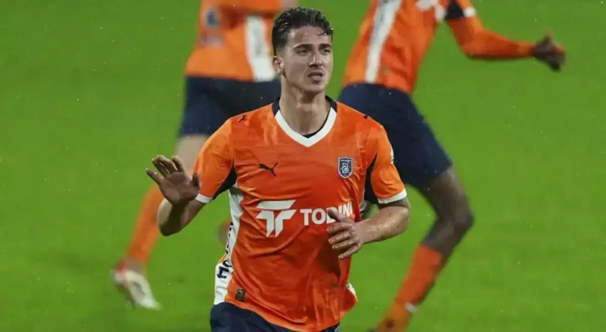 Galatasaray'dan Başakşehir'e Bertuğ Yıldırım için yeni teklif! Para + futbolcu...