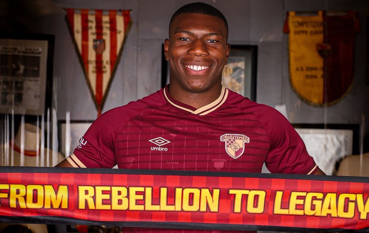 Göztepe'nin yeni transferi Sinclair Armstrong: "Bir an önce 