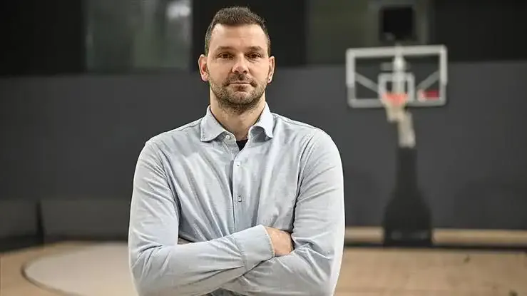Vladimir Micov