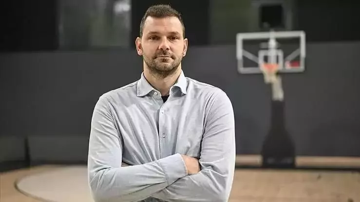 Vladimir Micov