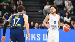 (Yazılı Özet) Anadolu Efes - Fenerbahçe Beko Maç Sonucu: 102-93
