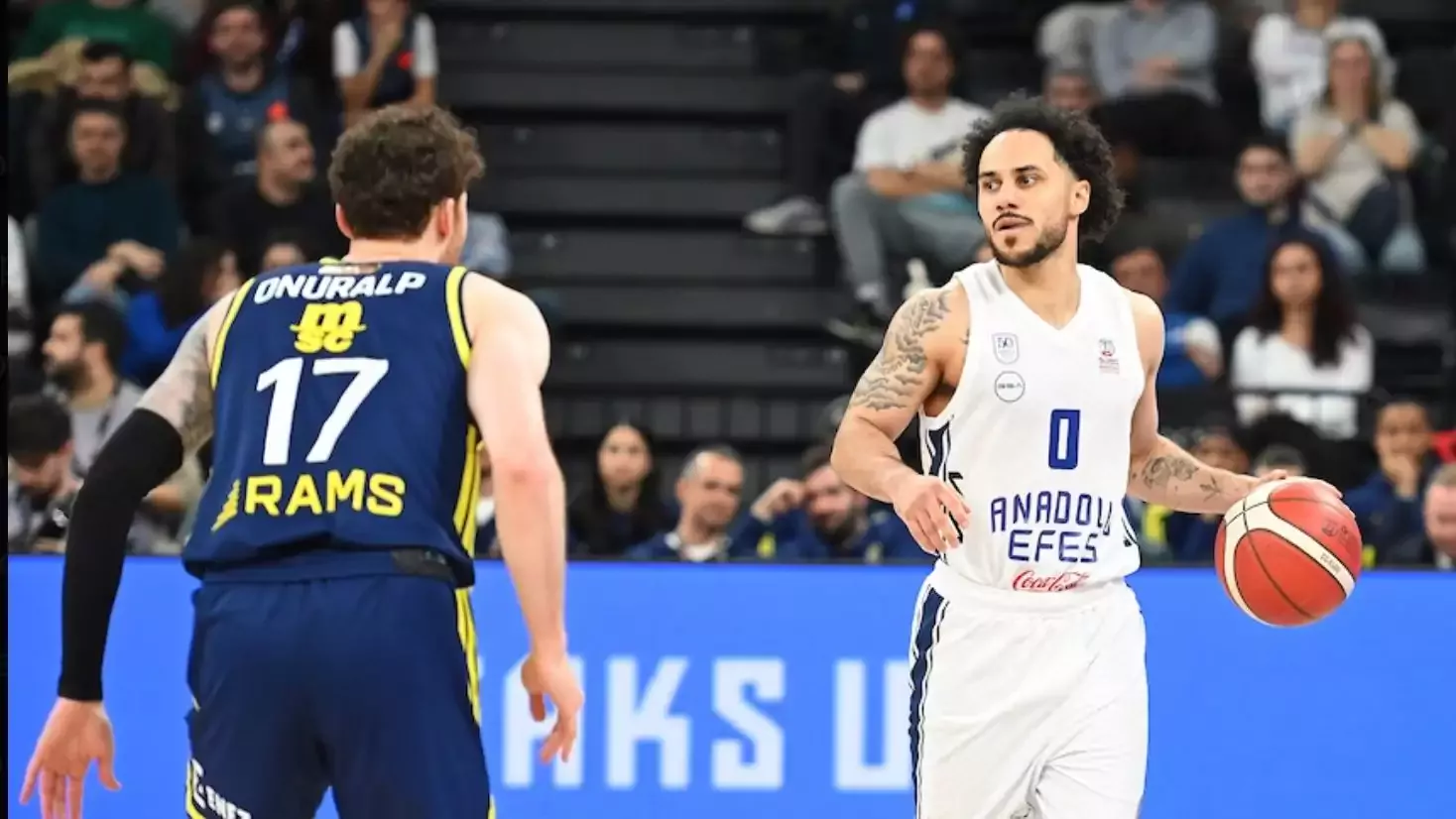 (Yazılı Özet) Anadolu Efes - Fenerbahçe Beko Maç Sonucu: 102-93