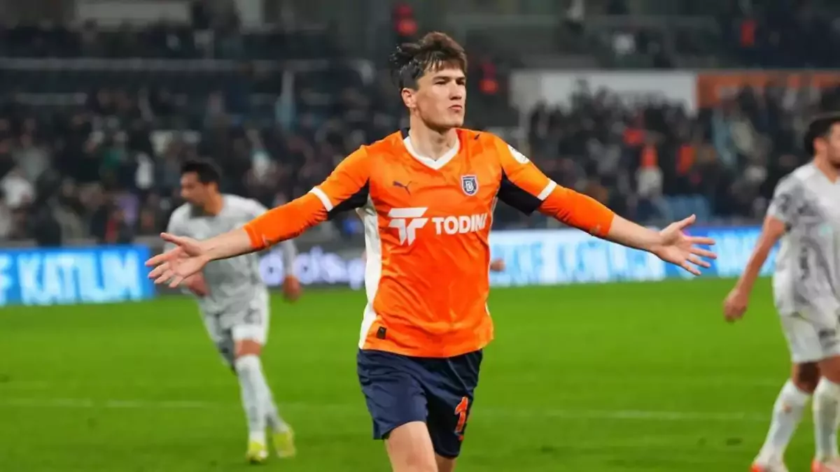 Trabzonspor'un gündeminde Shomurodov var! Başakşehir'in istediği rakam ortaya çıktı
