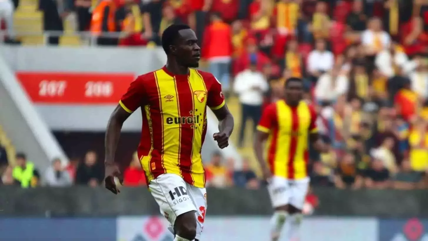Nijerya basını duyurdu: Göztepe'nin yıldızı Premier Lig yolunda!