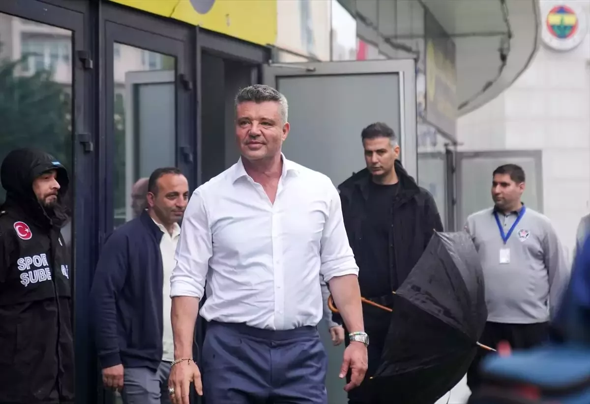 Fenerbahçe&nbsp;başkanı Sadettin Saran 