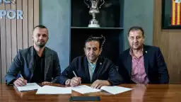 Kayserispor, İlhan Parlak ile sözleşme imzaladı!