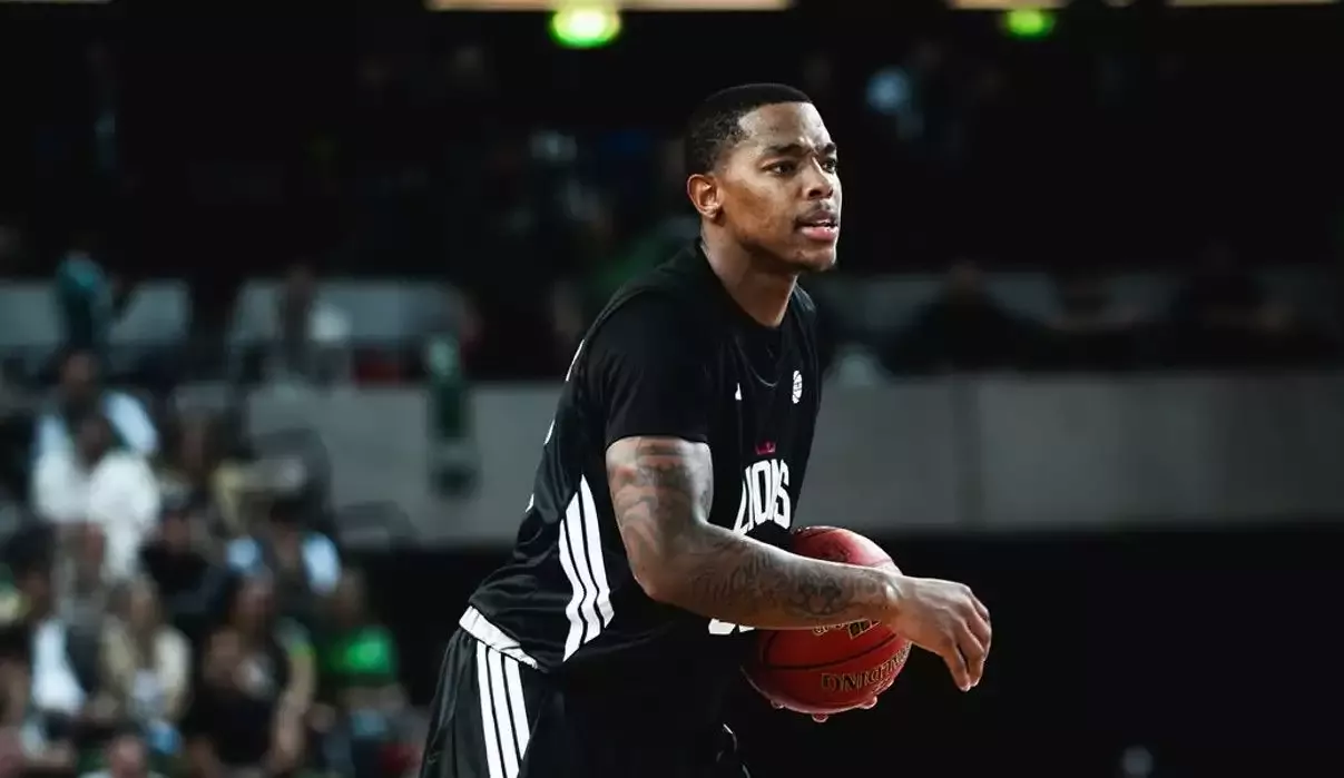 TOFAŞ, ABD'li basketbolcu Shavar Reynolds'ı kadrosuna kattı