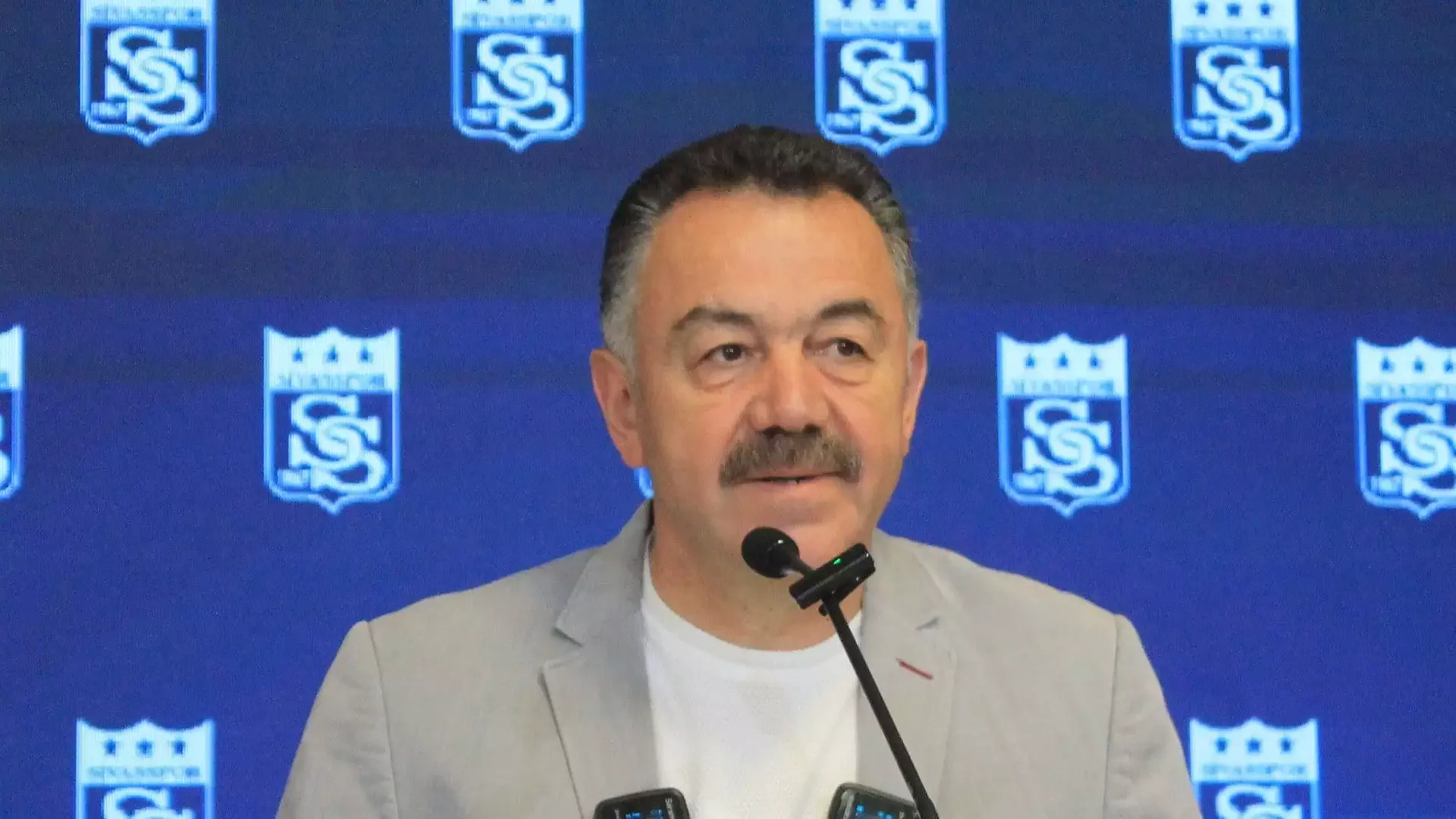 Sivasspor'da başkan adayları açıklanacak! İsmet Taşdemir, Manaj...