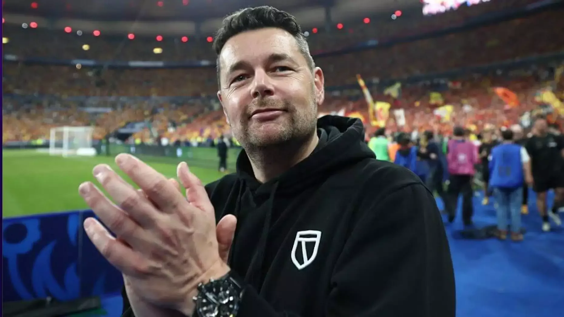 Crystal Palace’ta Pierre Sage dönemi resmen başladı! 3 yıllık imza