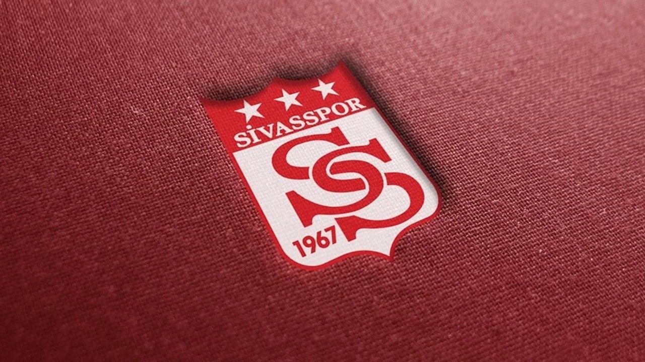 Sivasspor'da başkan adayı çıkmadı: Kongre ertelend