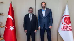 Özkan Arseven'den TBF Başkanı Hidayet Türkoğlu'na ziyaret