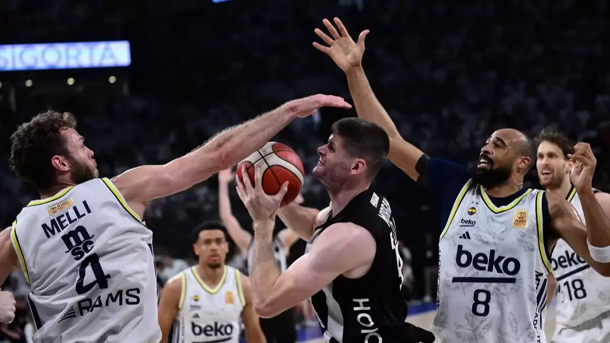 Sinan Erdem'de kazanan Fenerbahçe Beko! Final serisinde öne geçti