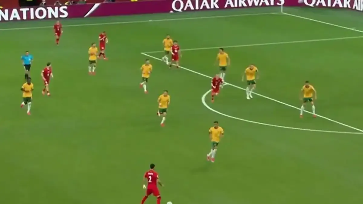 11 kişi defans yaparak maç kazandılar!