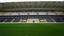 Fenerbahçe'de tartışma yaratan tribün için karar! Resmi açıklama geldi