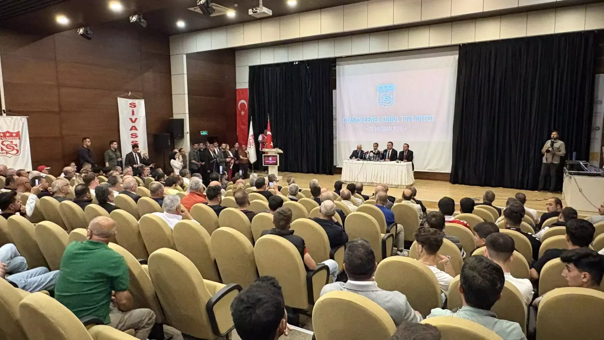 Sivasspor’da olağanüstü kongre kararı