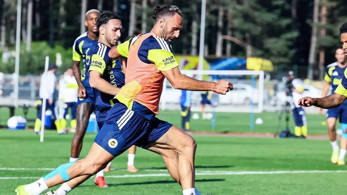 Fenerbahçe'nin yeni transferi Vedat Muriqi 1 ay yok!