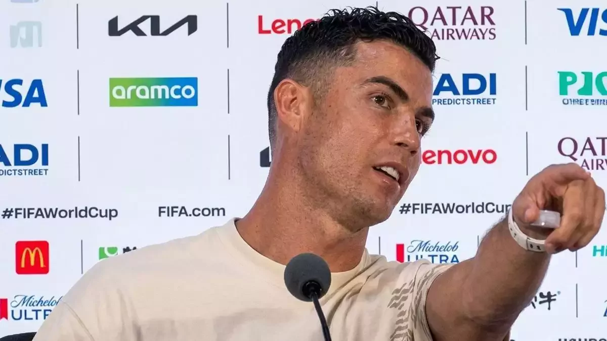 Cristiano Ronaldo'dan gazetecilere fırça
