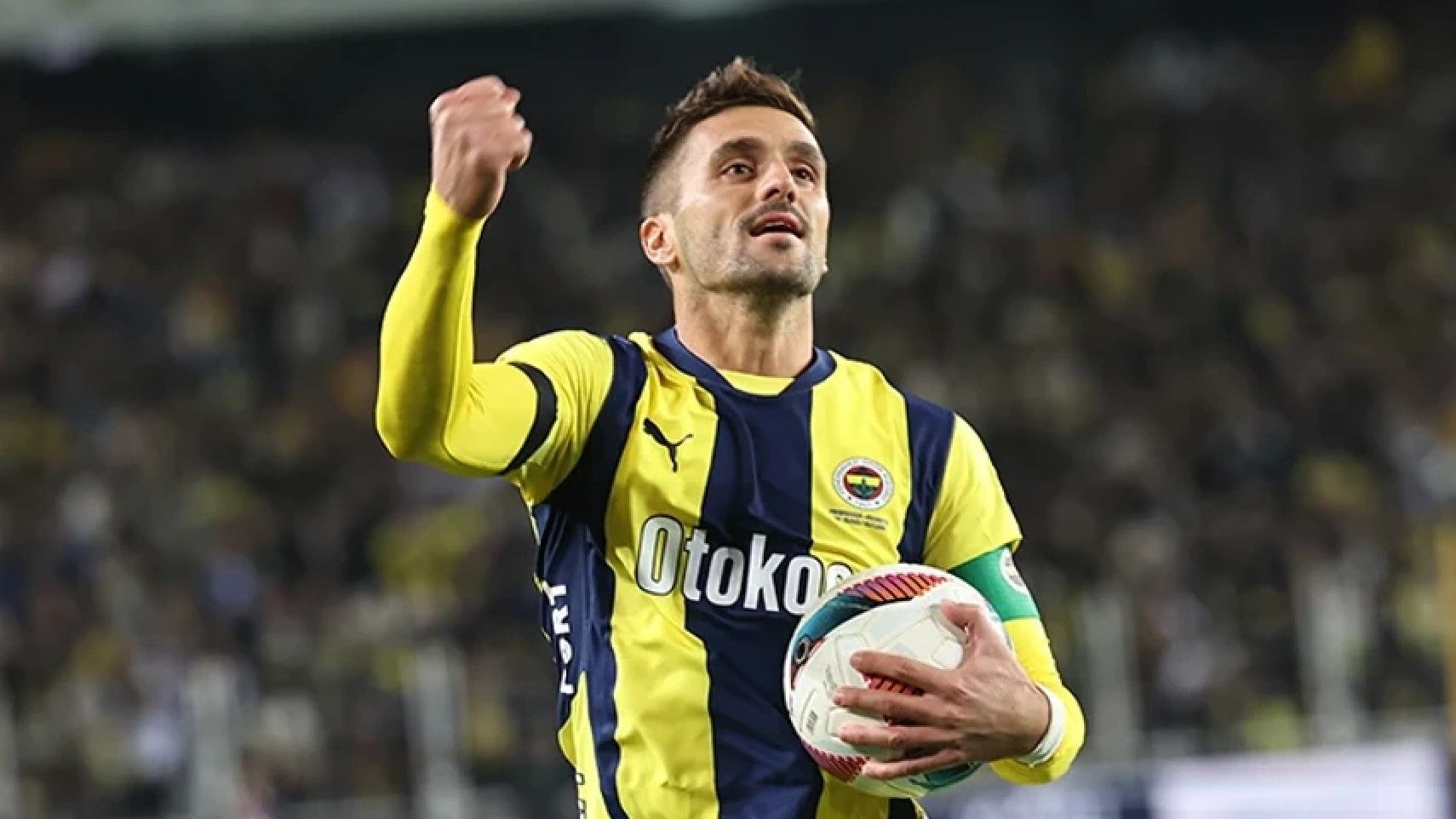 Tadic geri dönüyor! İmza için yola çıktı