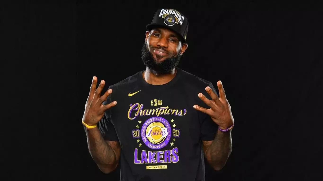 LeBron James yeni takımını açıkladı!