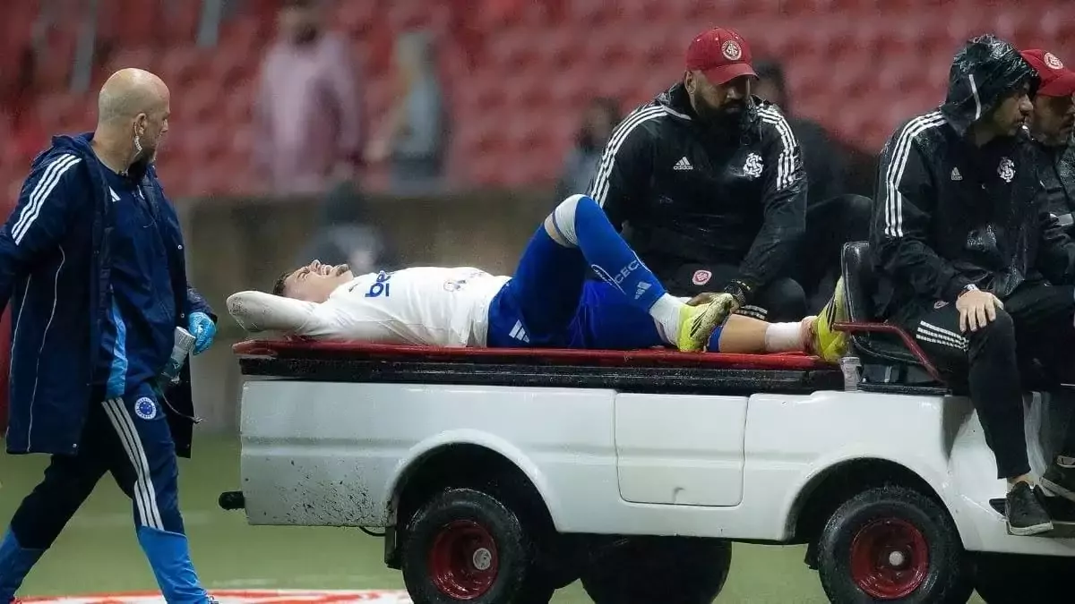 Video | 12 milyonluk yeni transferin kaval kemiği kırıldı!