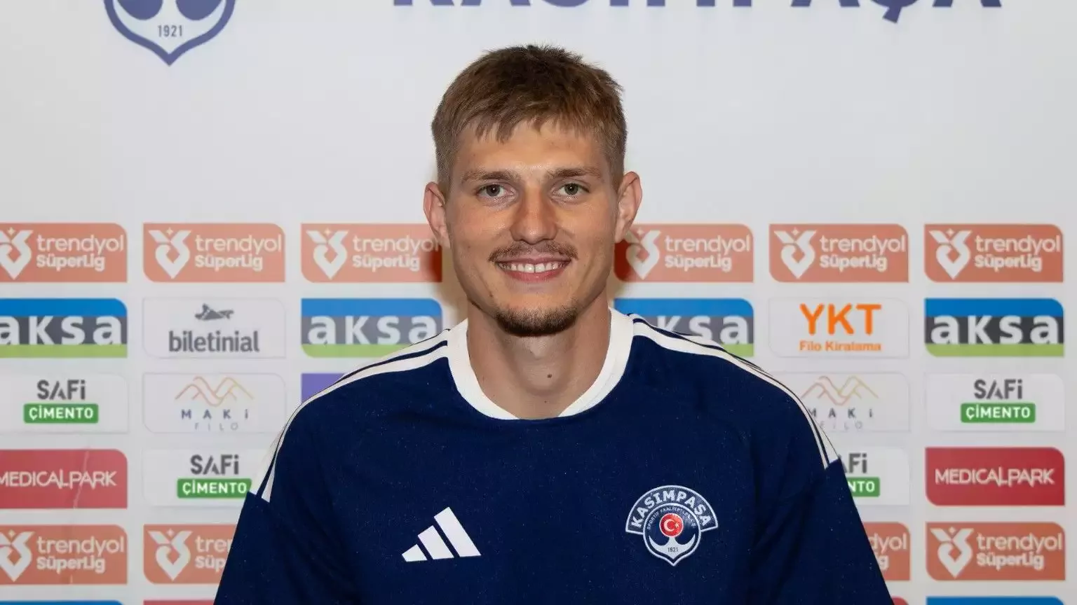 Kasımpaşa, Adrian Benedyczak''ın bonservisini aldı!