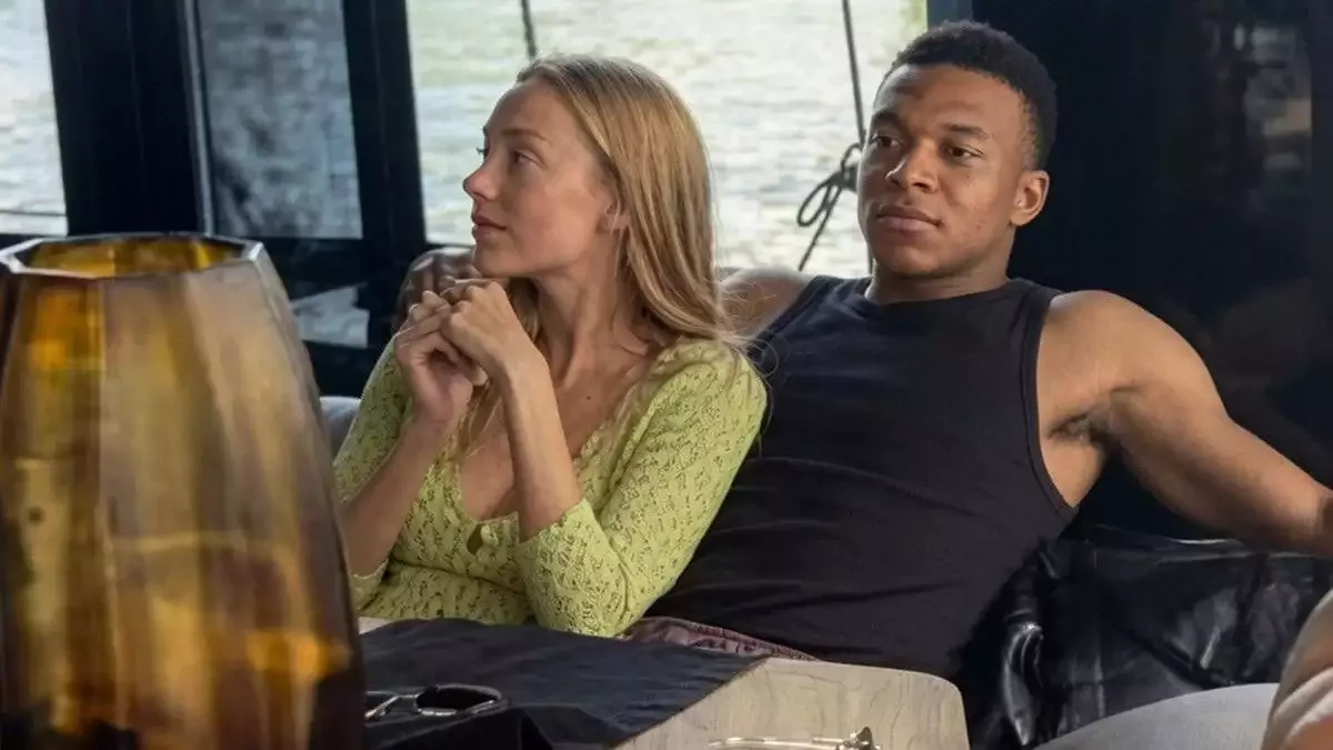 Messi'yi kızdıracak bir yorum da Mbappe'den