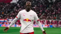 Real Madrid'in dev teklifi reddedildi! Sağ kanada genç yıldız...