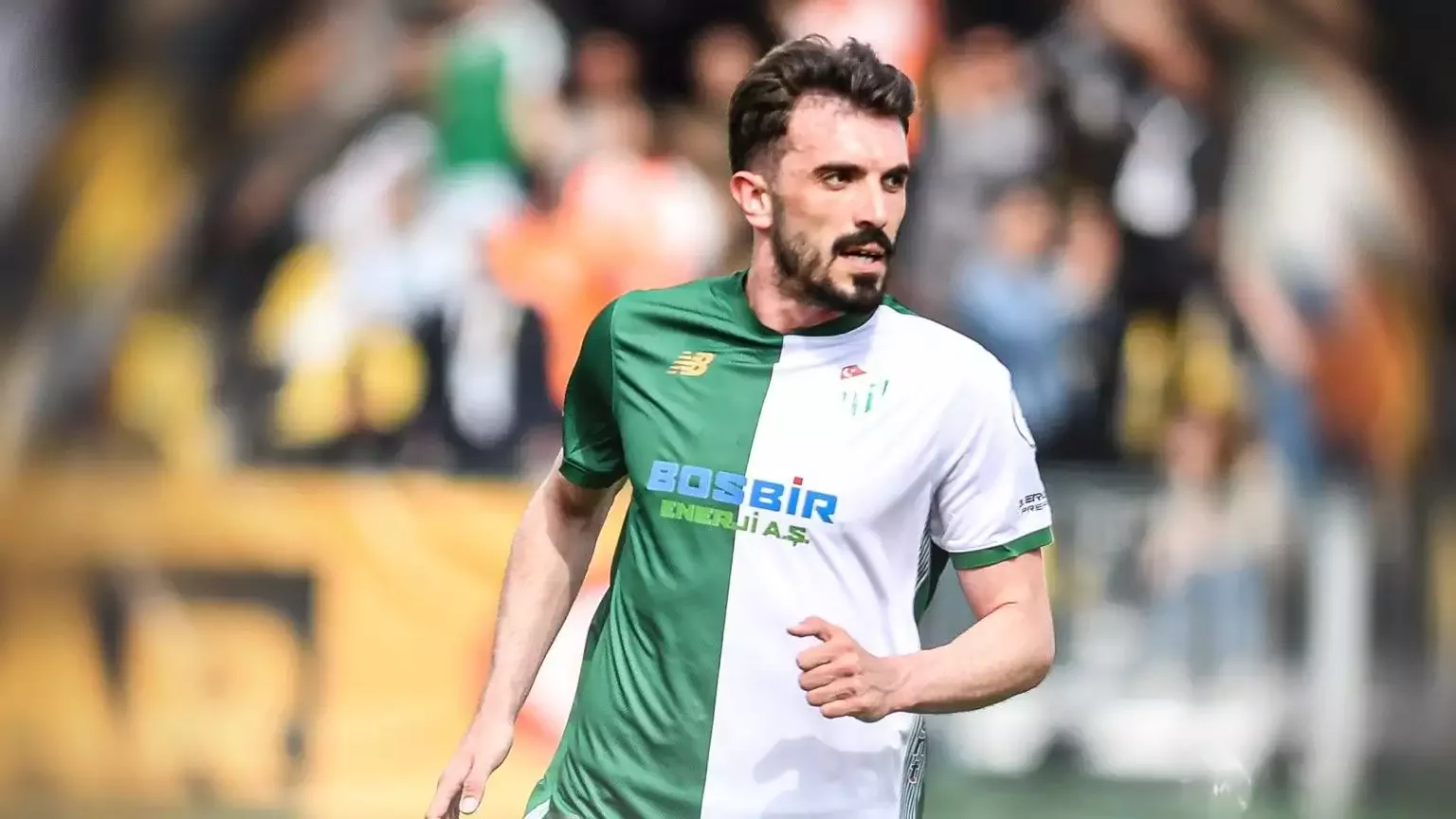 Bursaspor'da ayrılık! Sakaryaspor'a transfer oldu