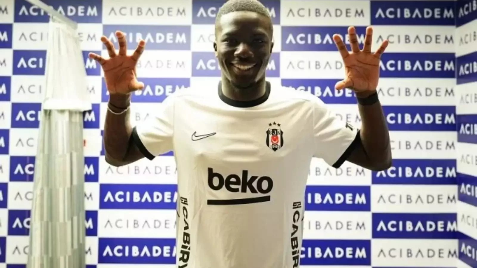 Beşiktaş'ın yeni transferi Ouattara ilk antrenmanına çıktı