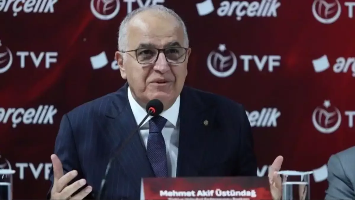 Türkiye Voleybol Federasyonu Başkanı Üstündağ: "Tarihte bir ilk gerçekleşti"