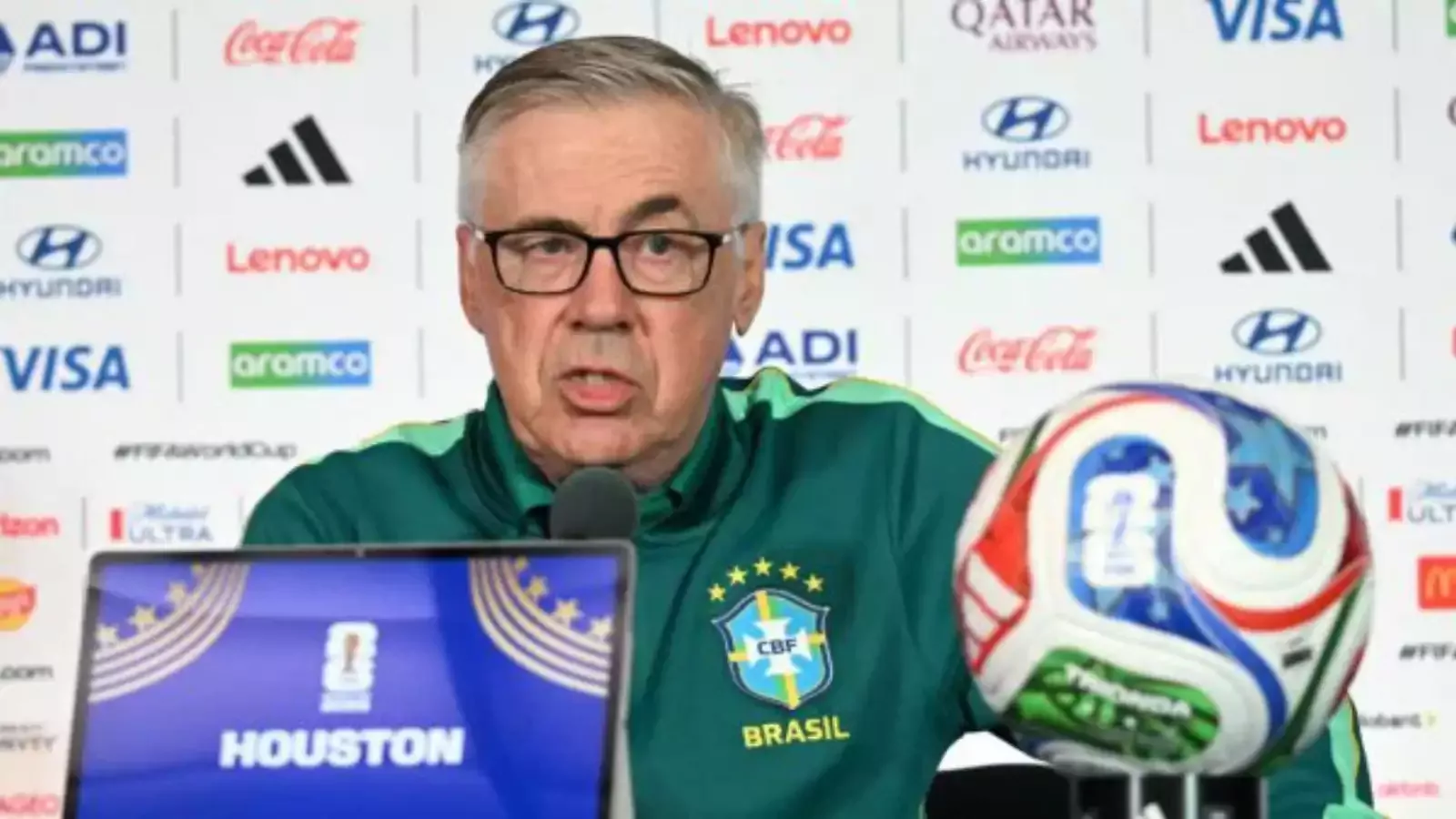 Ancelotti'den Ferguson çıkışı! ''Aptal değilim...''