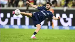 Fenerbahçe İsmail Yüksek İçin Teklifleri Reddetti! Milli Oyuncu Satılık Değil