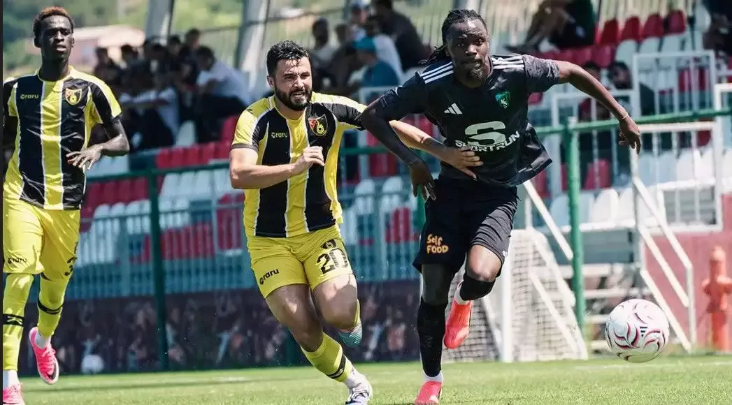Kocaelispor ile İstanbulspor hazırlık maçında 1-1 berabere kaldı