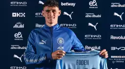 Manchester City, transferde adı Galatasaray ile anılan Phil Foden'ın sözleşmesini uzattı