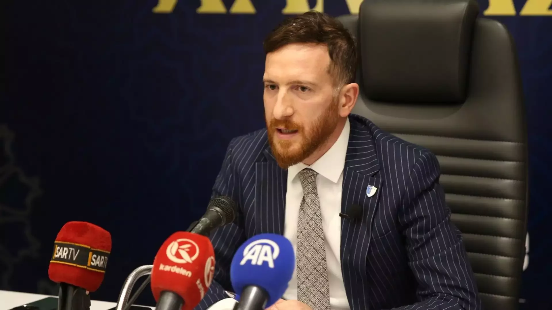 Ahmet Dal: "Türk futboluna renk katmaya geliyoruz"