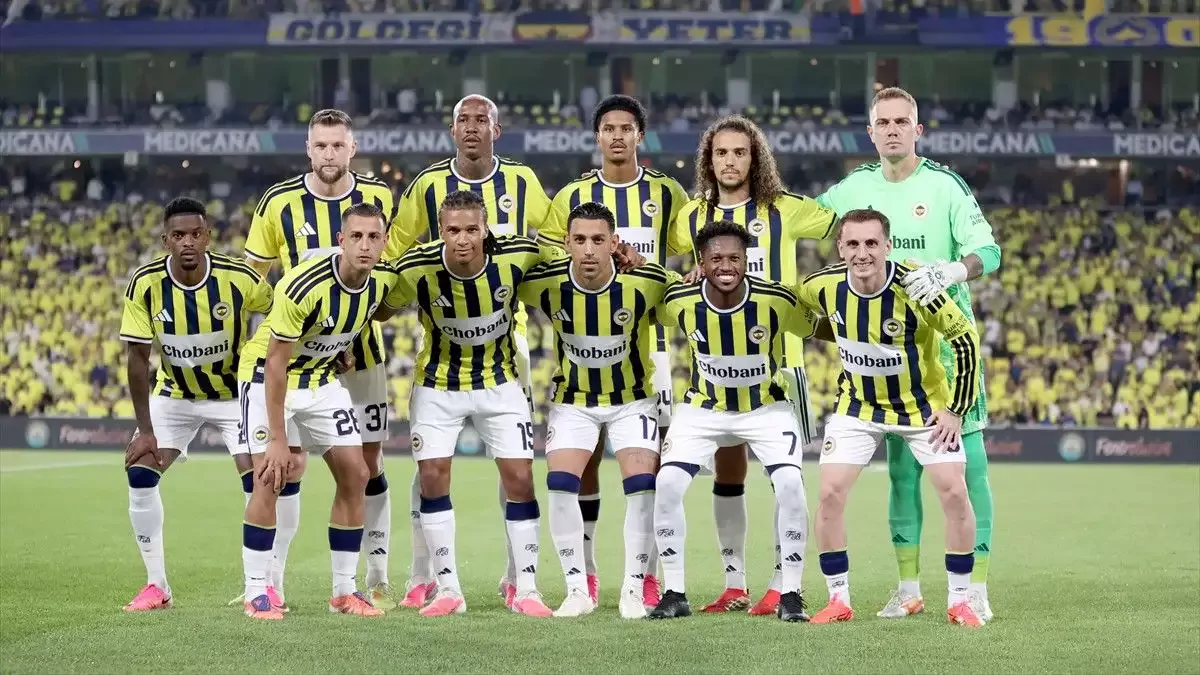 "Bu futbol federasyonu ne işe yarıyor gerçekten?" | Spor yazarları Fenerbahçe - Gornik Zabrze maçı için ne dedi?