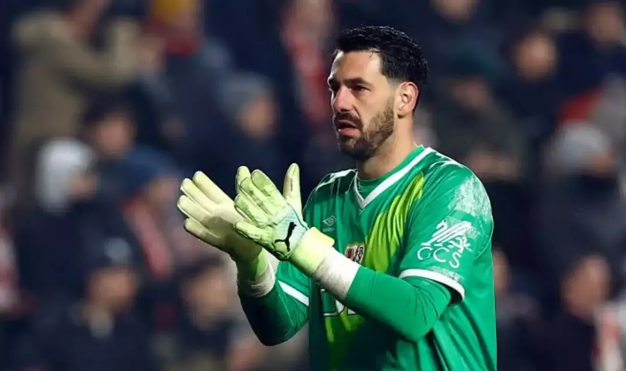 Beşiktaş'tan kaleci transferinde ters köşe! Nübel bitti derken sürpriz isim...