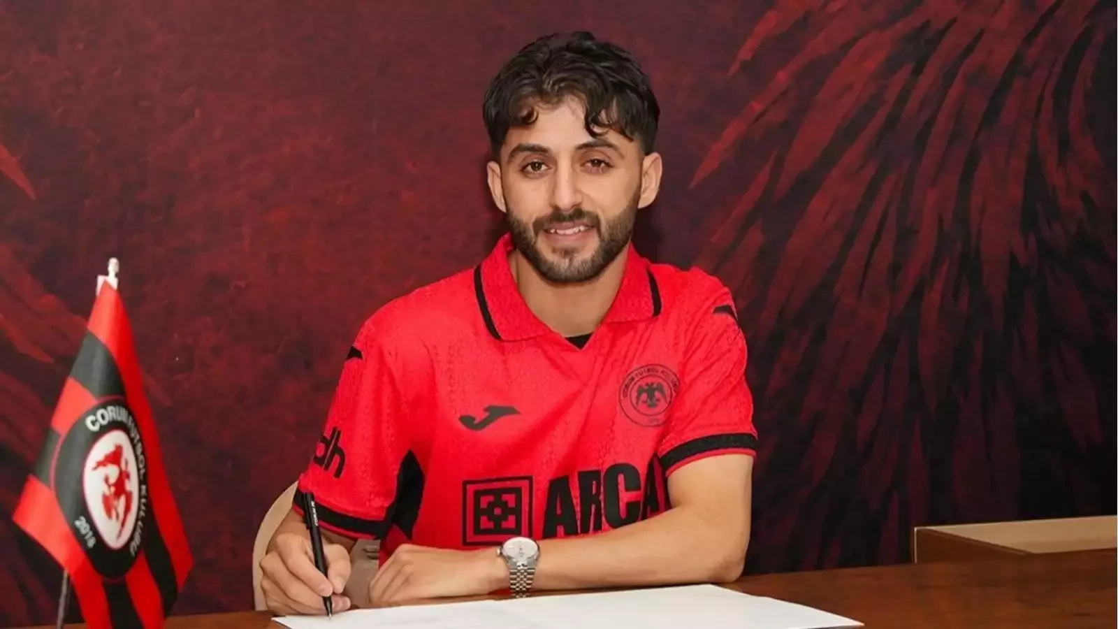 Çorum FK'dan kanat transferi! İmzalar atıldı