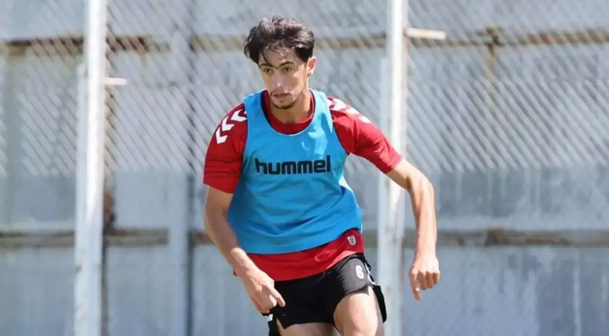 Vanspor'dan transfer! 2 yıllık imza... 