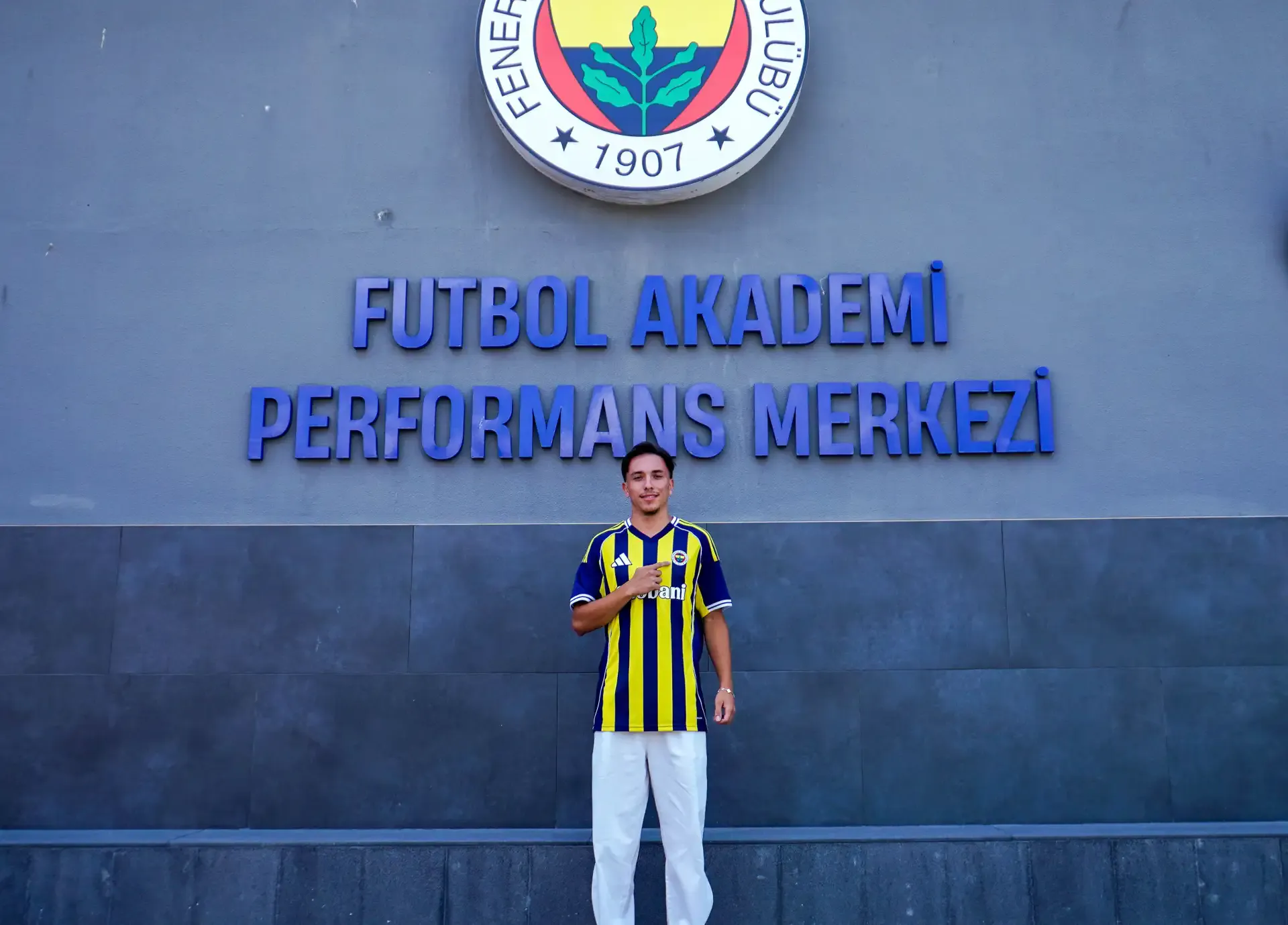 Yiğit Çolak