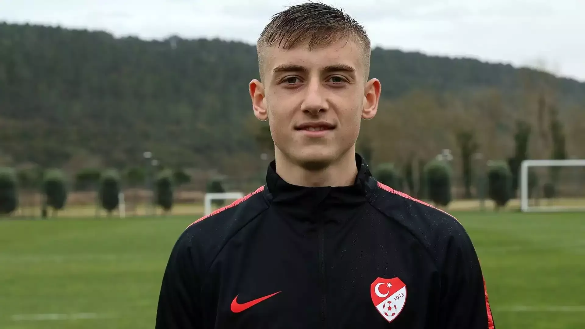 Muğlaspor beklenen transferi resmileştirdi! Eski Beşiktaşlı...