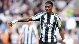 Premier Lig oyuncusunun temsilcisi Beşiktaş için İstanbul'a geldi