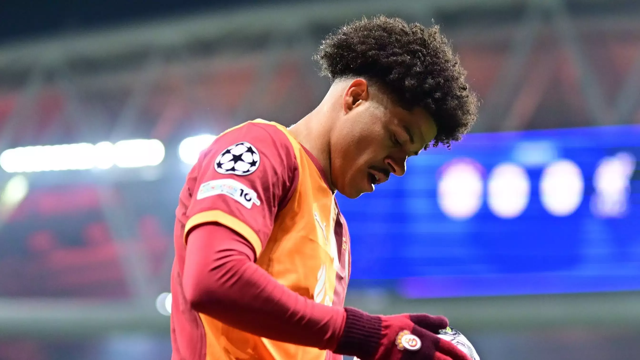 Galatasaray'ın yıldız orta sahası Gabriel Sara.