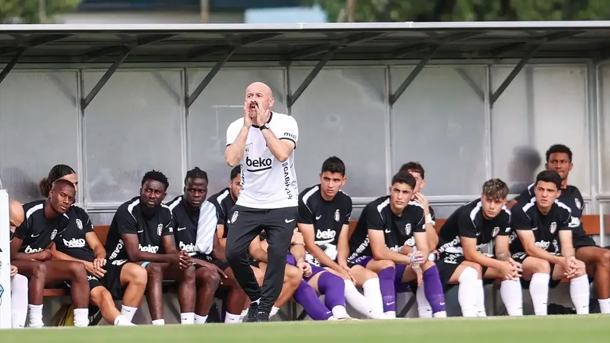 Vincenzo Italiano futbolculara nefes aldırmıyor: İşte kamp raporu!